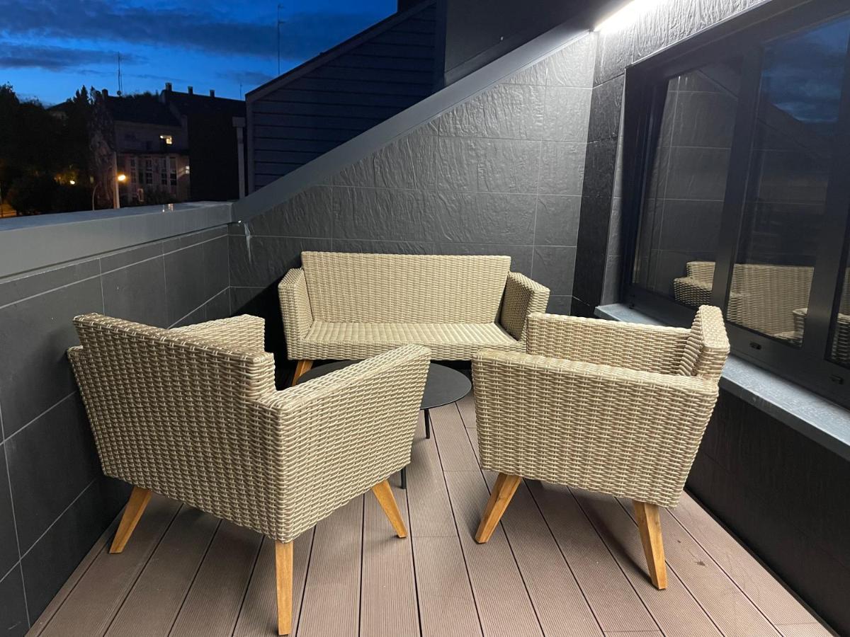 Oktheway Areal Terrace Lejlighed Oleiros Eksteriør billede
