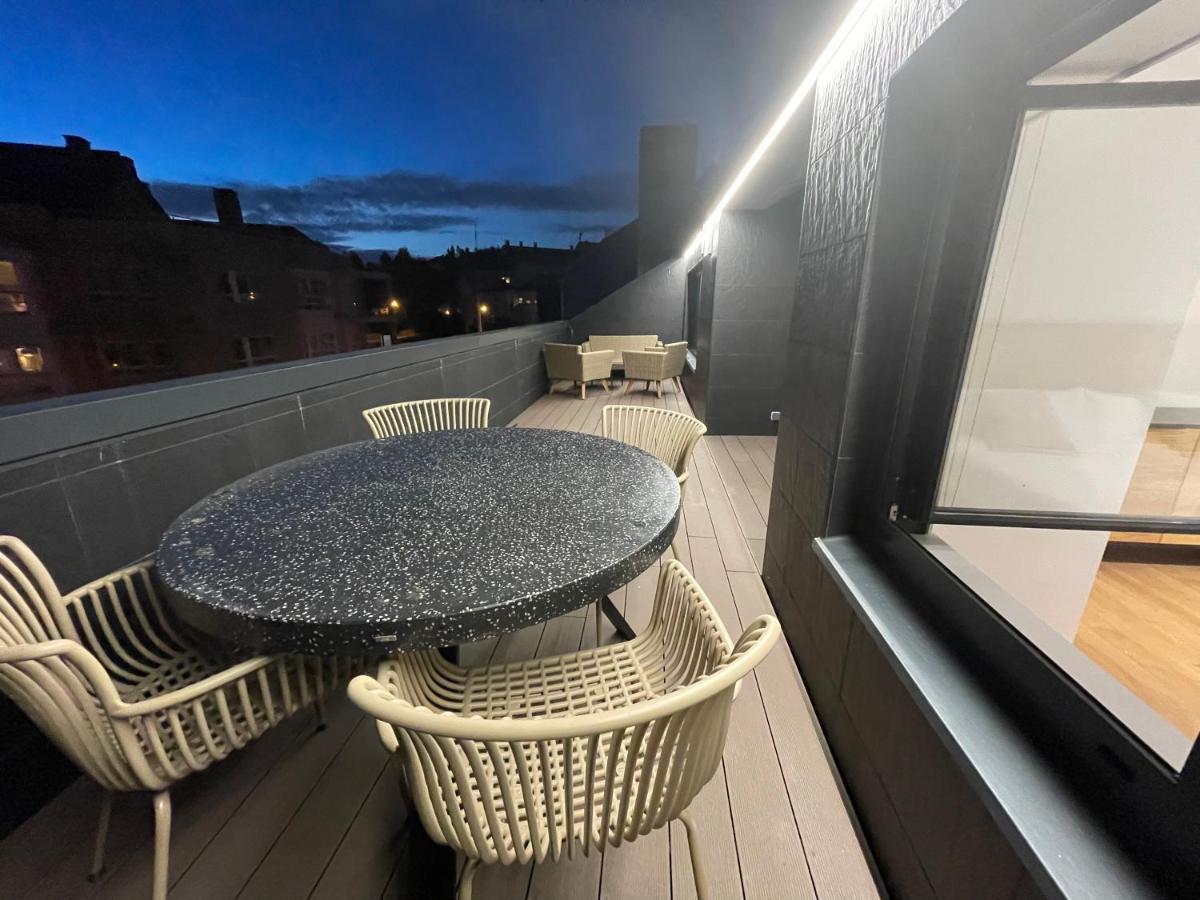 Oktheway Areal Terrace Lejlighed Oleiros Eksteriør billede